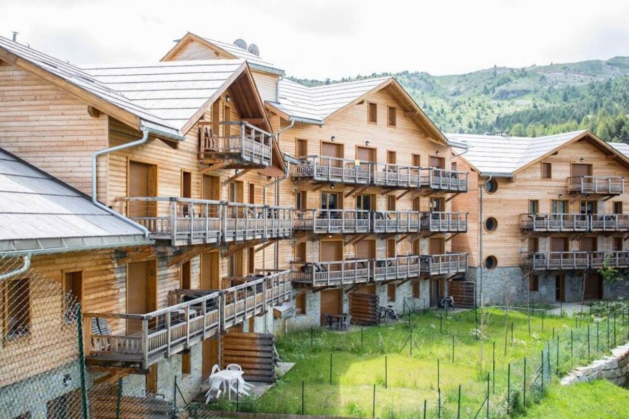 Residence Les Melezes - Maeva Home La Joue du Loup Exterior foto